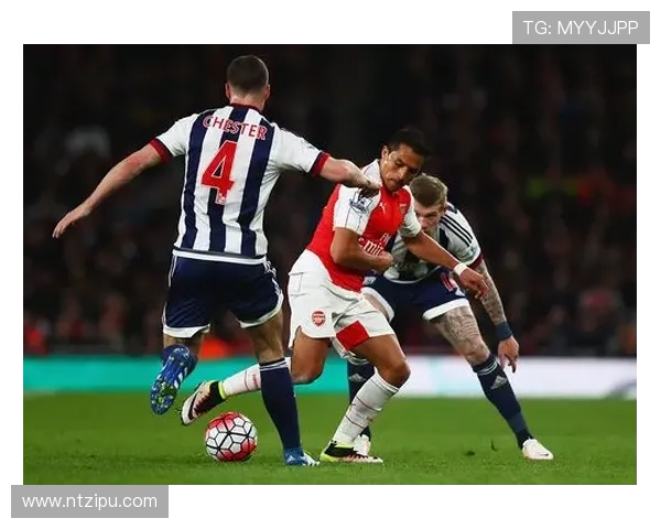 足球焦点:深圳足球队的团队协作探讨 足球焦点:深圳足球队的团队协作探讨